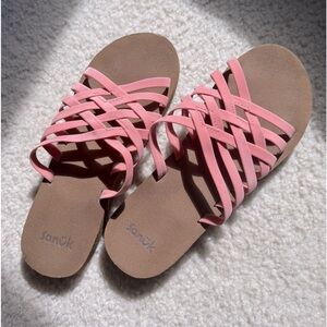 EUC Sanuk sandals sz 10